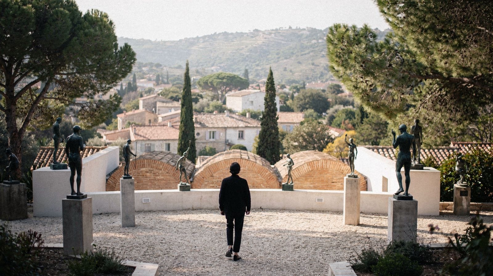 Saint-Paul-de-Vence y la Fondation Maeght: por qué caminar hasta las dos