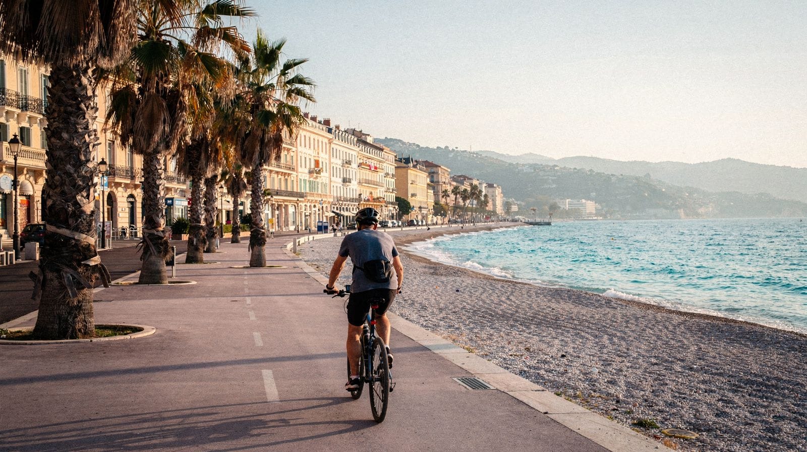 La Promenade des Anglais: un paseo por la historia de Niza