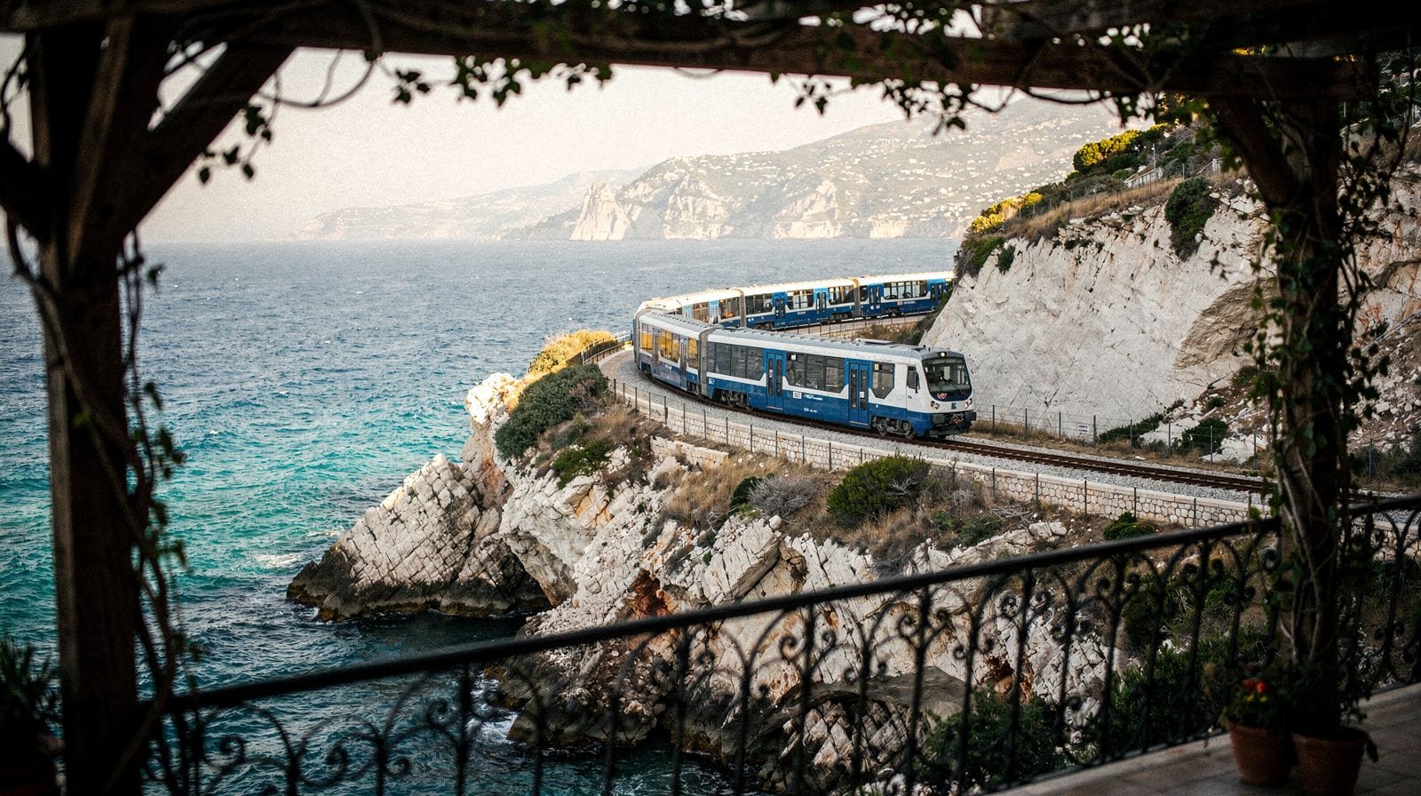 La Costa Azul en tren: la línea de costa TER explicada