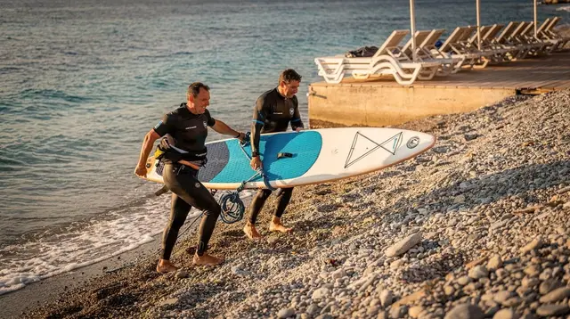 Water sports in Nice: jet ski, paddleboarding and parasailing