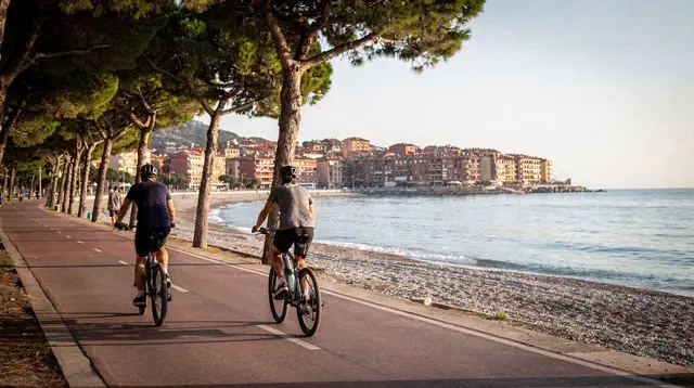 Outdoor adventures around Nice: cycling, hiking and water sports